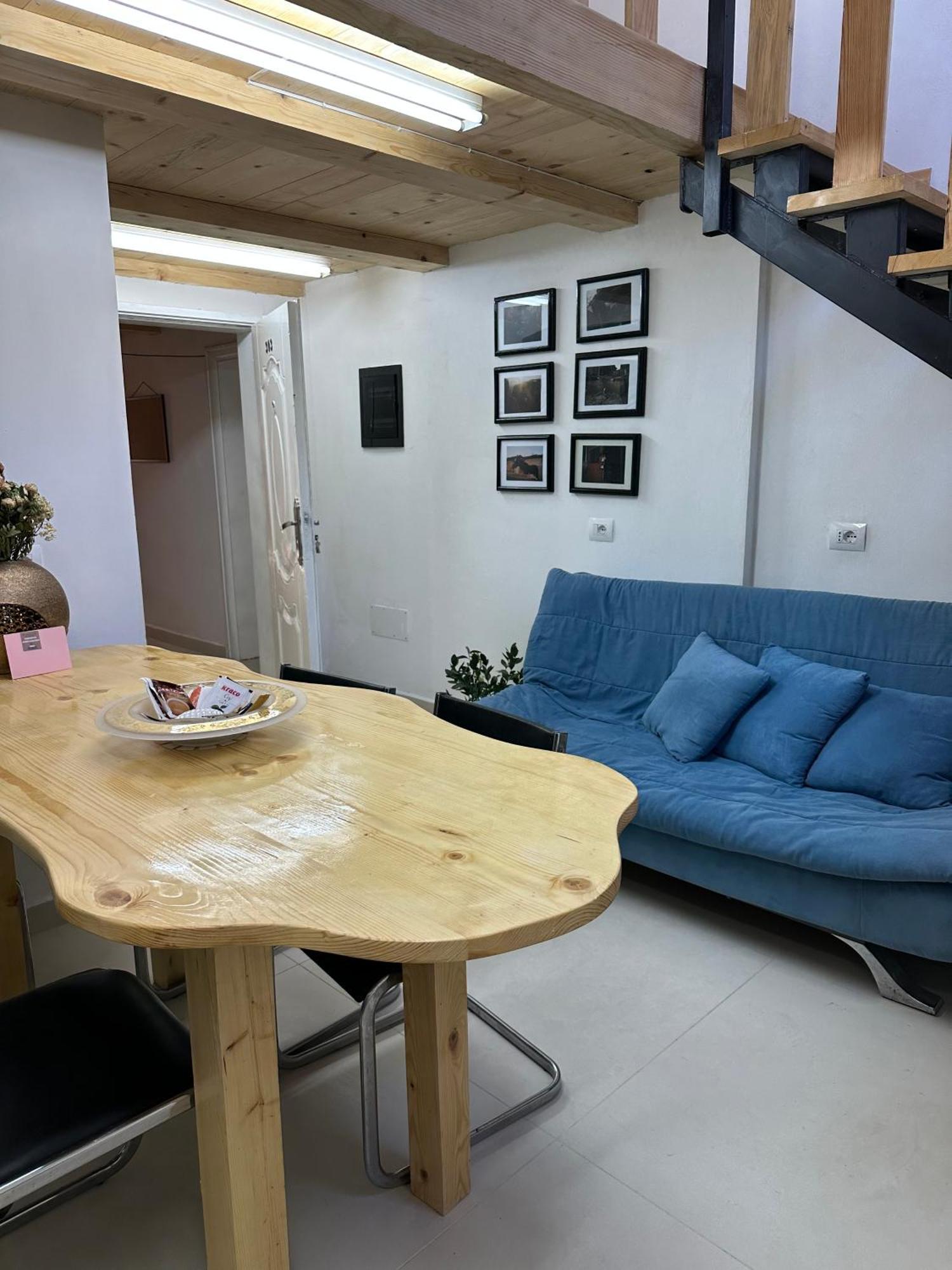 My Wooden Apartments Tirana Bagian luar foto